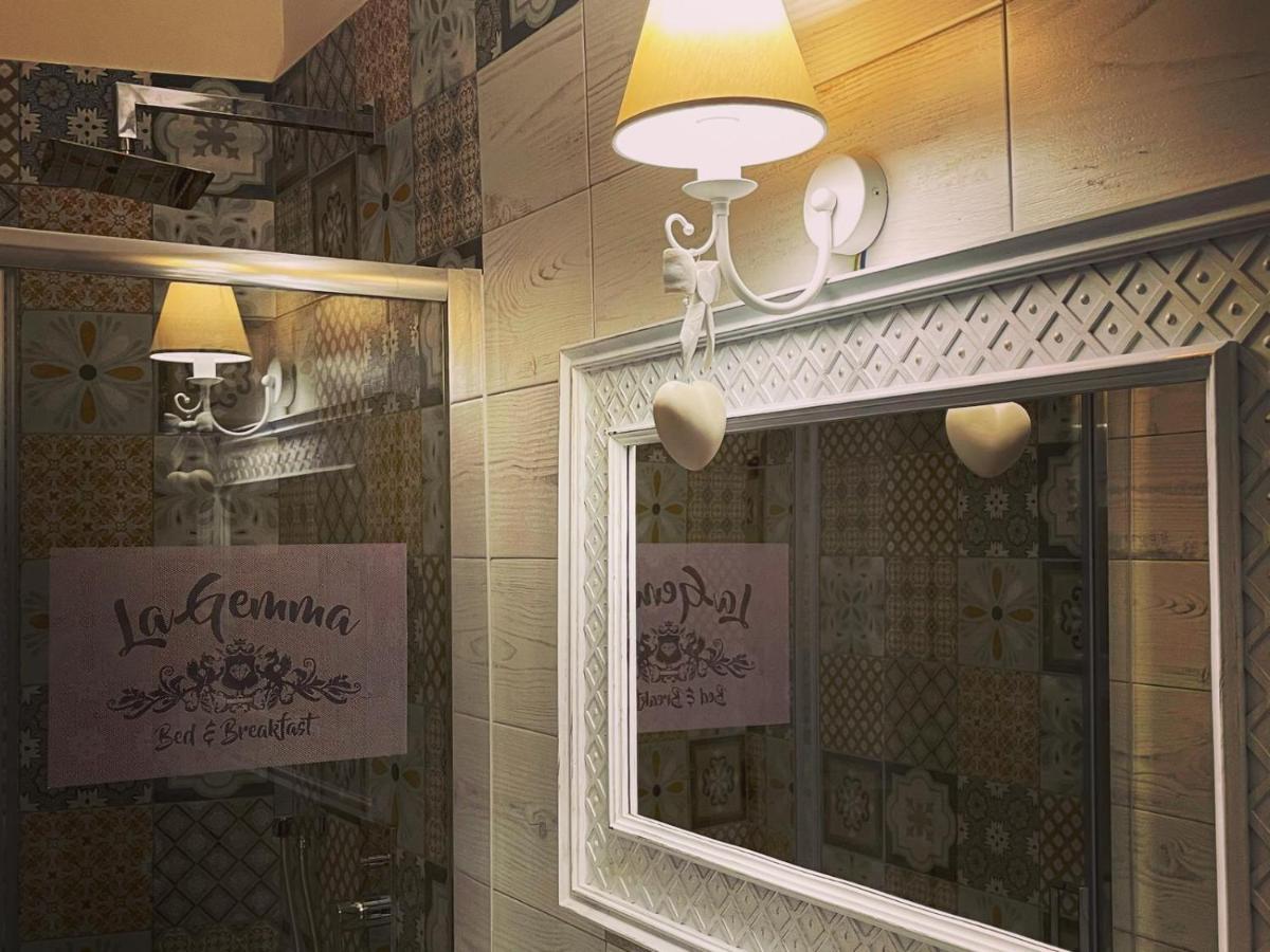 Beb La Gemma Bed & Breakfast Naples Exterior photo
