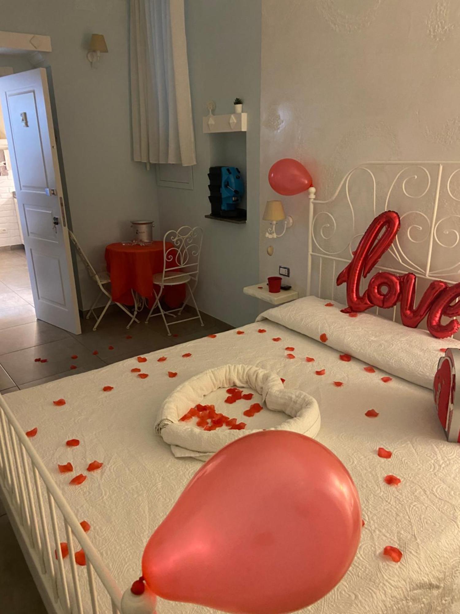 Beb La Gemma Bed & Breakfast Naples Exterior photo